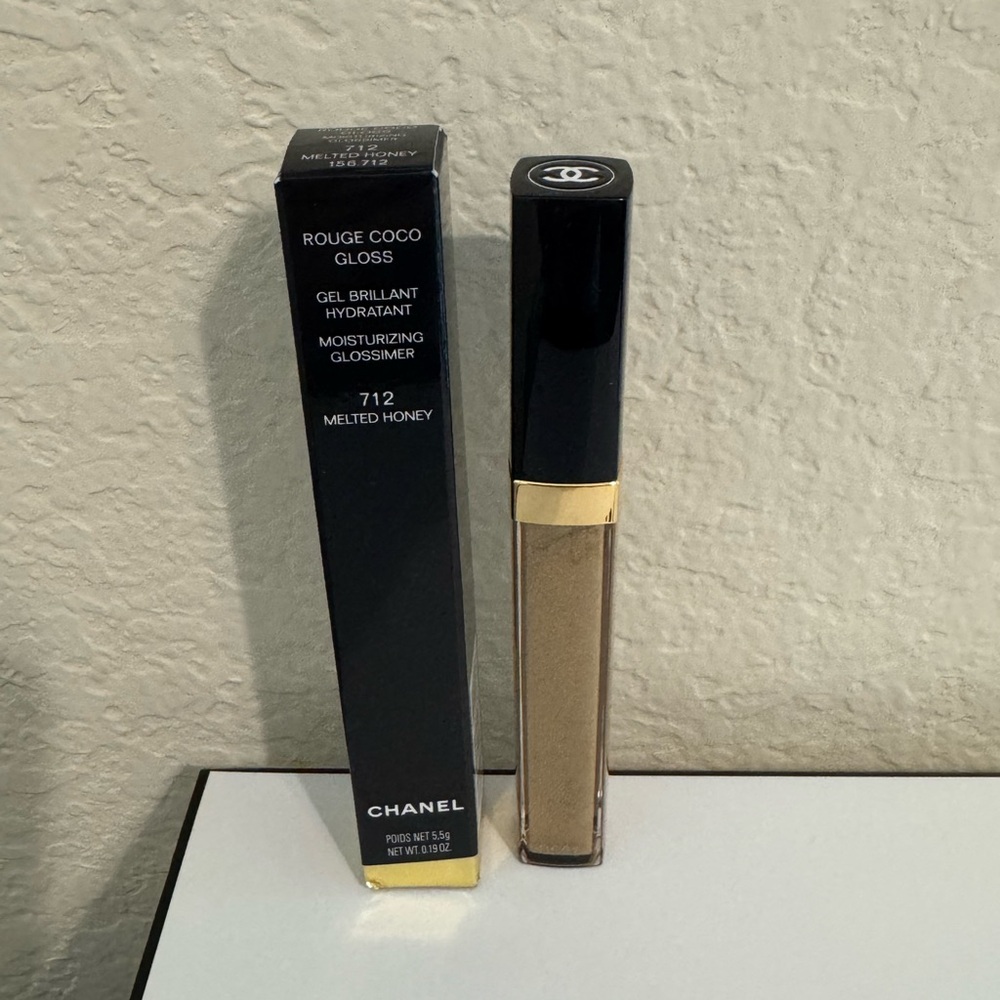 Chanel Rouge Coco Gloss 712 Melted Honey Moisturizing Glossimer Lip Gloss. NIB!